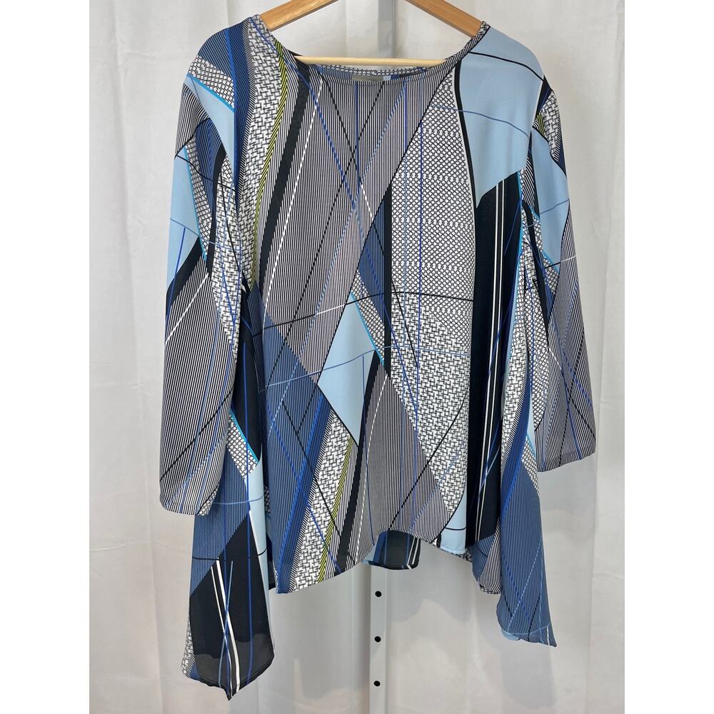 NICHE Nilgun Derman Iris Geometric Top 3/4 Sleeve Sharkbite Hem Blue Multi XL